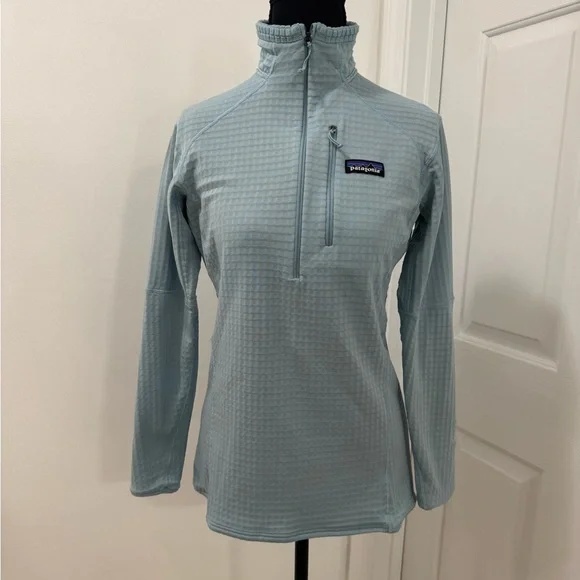 Patagonia Light Blue Pullover - Picture 1 of 3